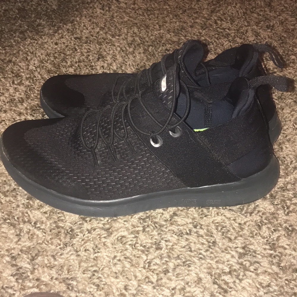 Nike women’s 8.5